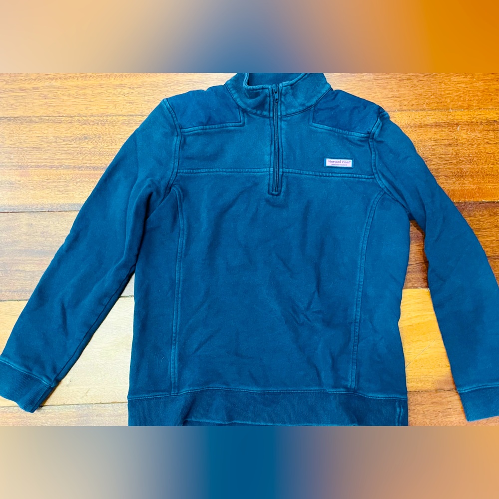 Vineyard Vines sip up